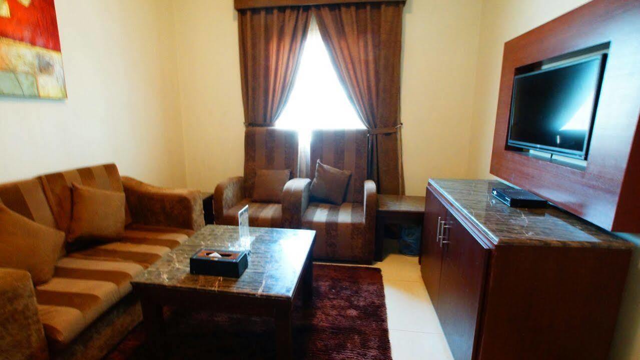 Al Muhaidb King Abdul Aziz - Al Malaz Riyadh Exterior photo